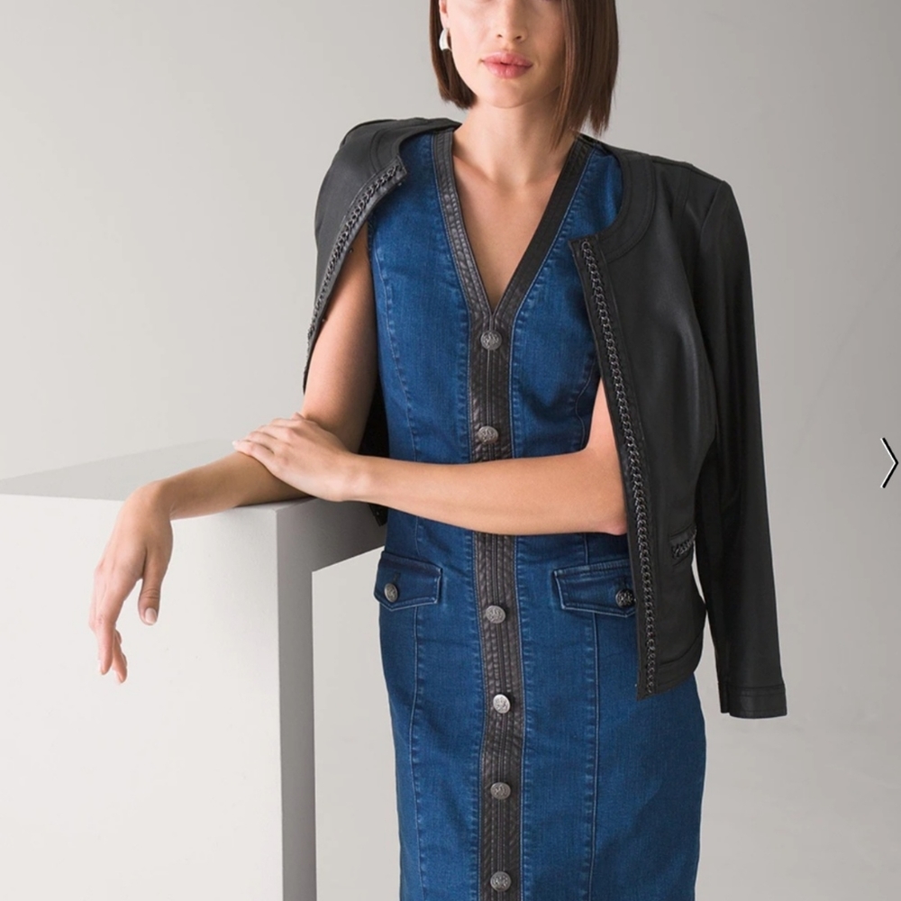 Sleeveless denim dress